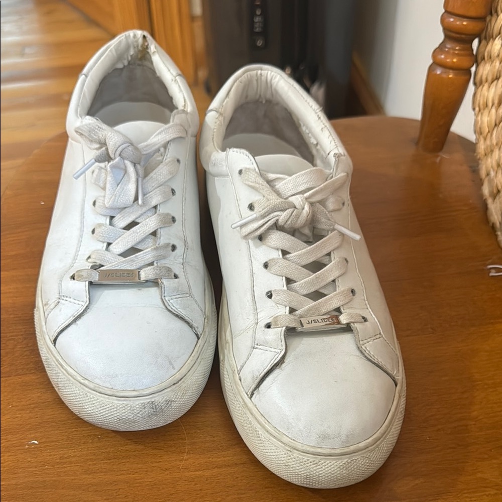 J slides Casual White Lace-Up Sneakers